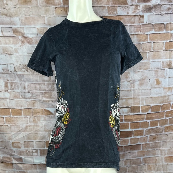 Sinful By Affliction Women’s Graphic Short Sleeve T-Shirt -Size: M / L-NWT - Picture 1 of 12